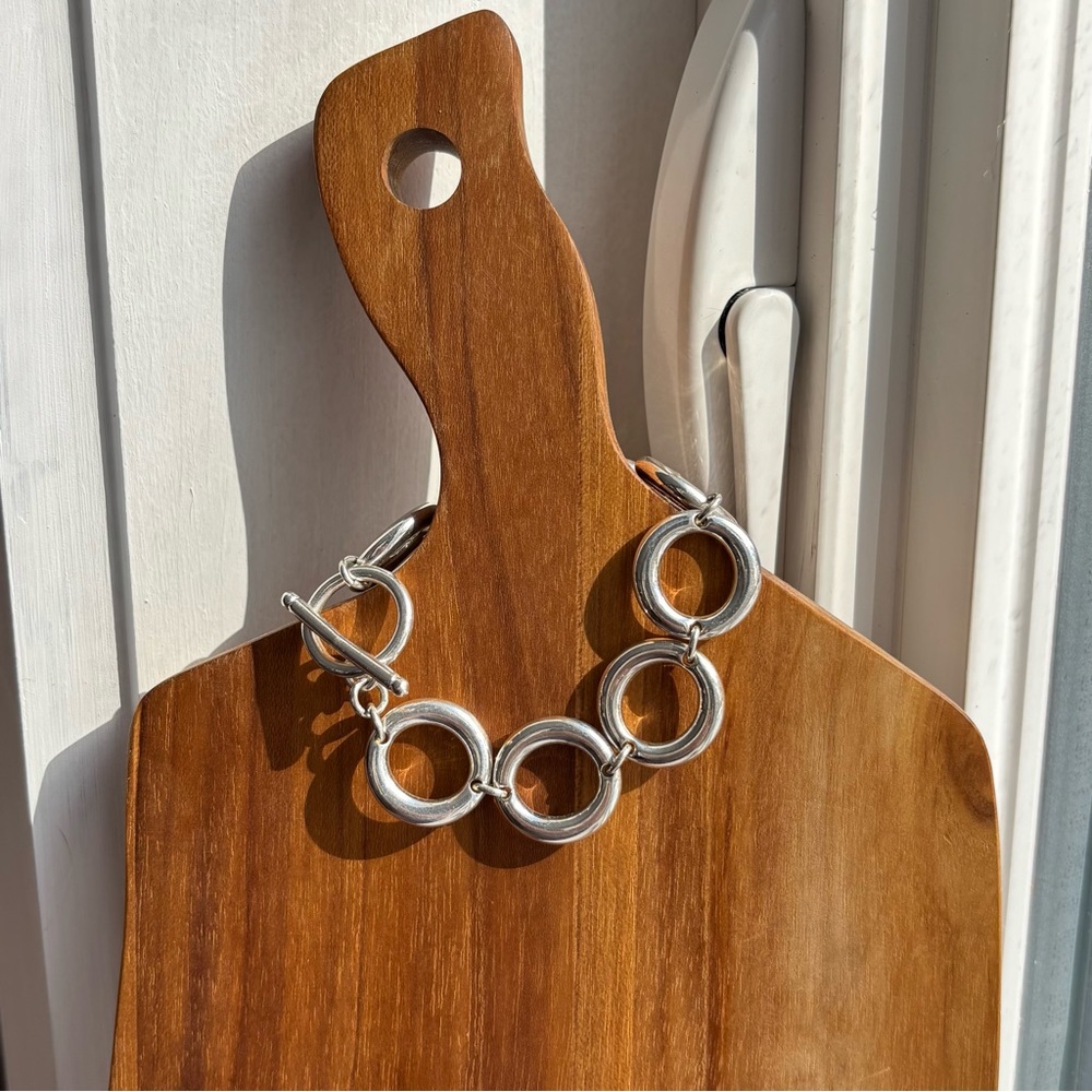 Elegant Silver Circle Link Bracelet
